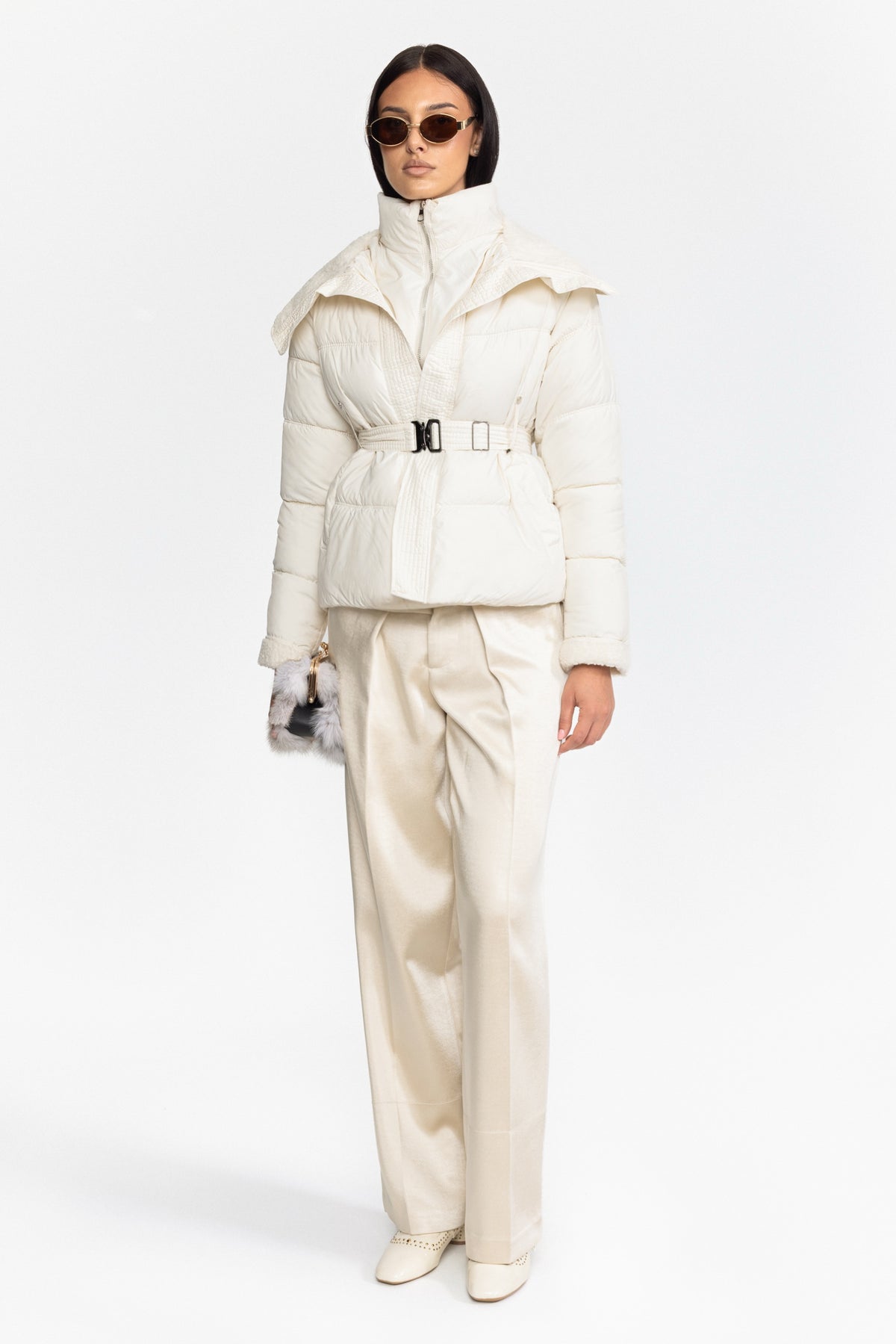 جاكيت Puffer بحزام وياقة Teddy - Ivoire