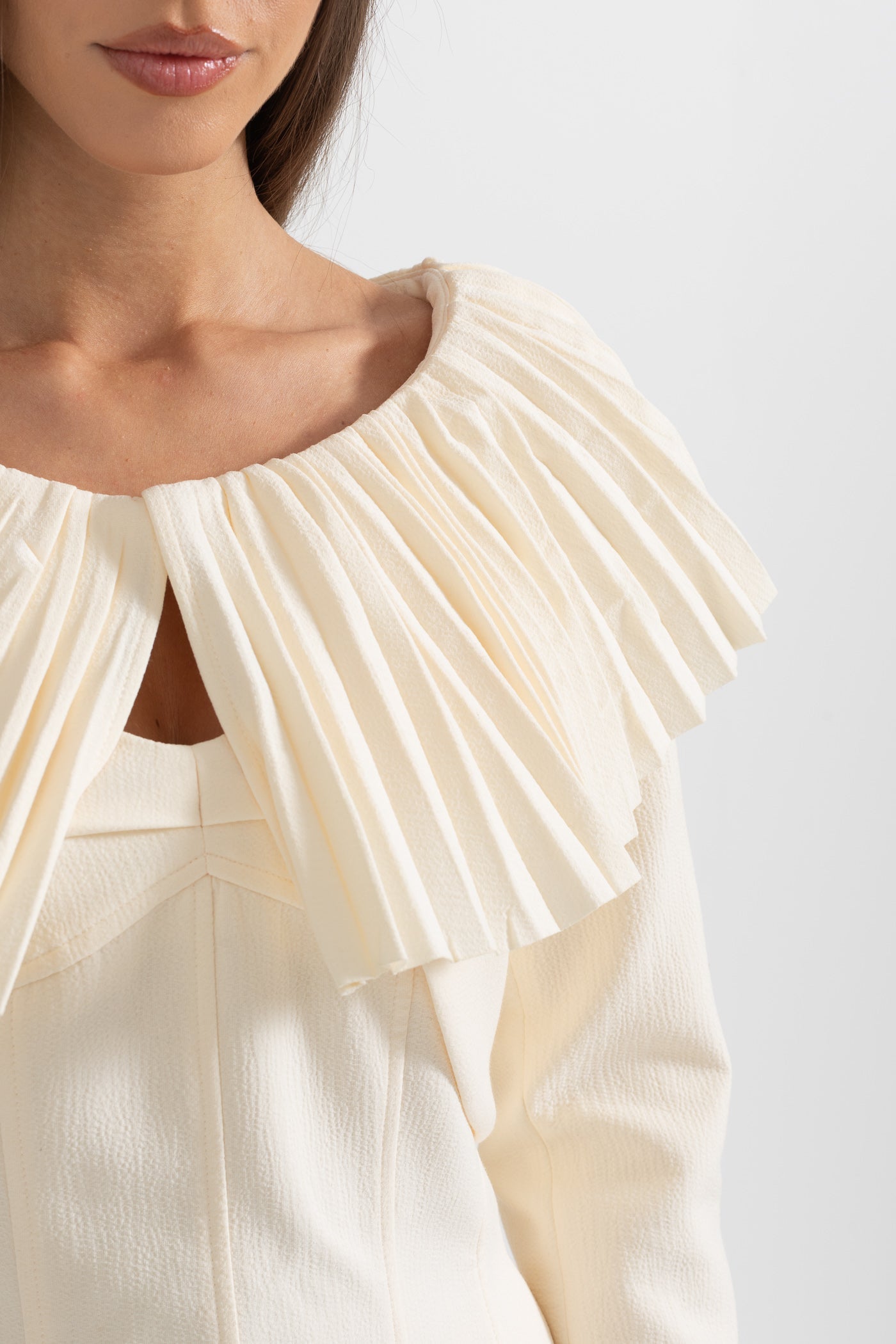 فستان أنيق مكون من 3 قطع مع ياقة وتنورة قابلة للفصل بطيات - Ivoire