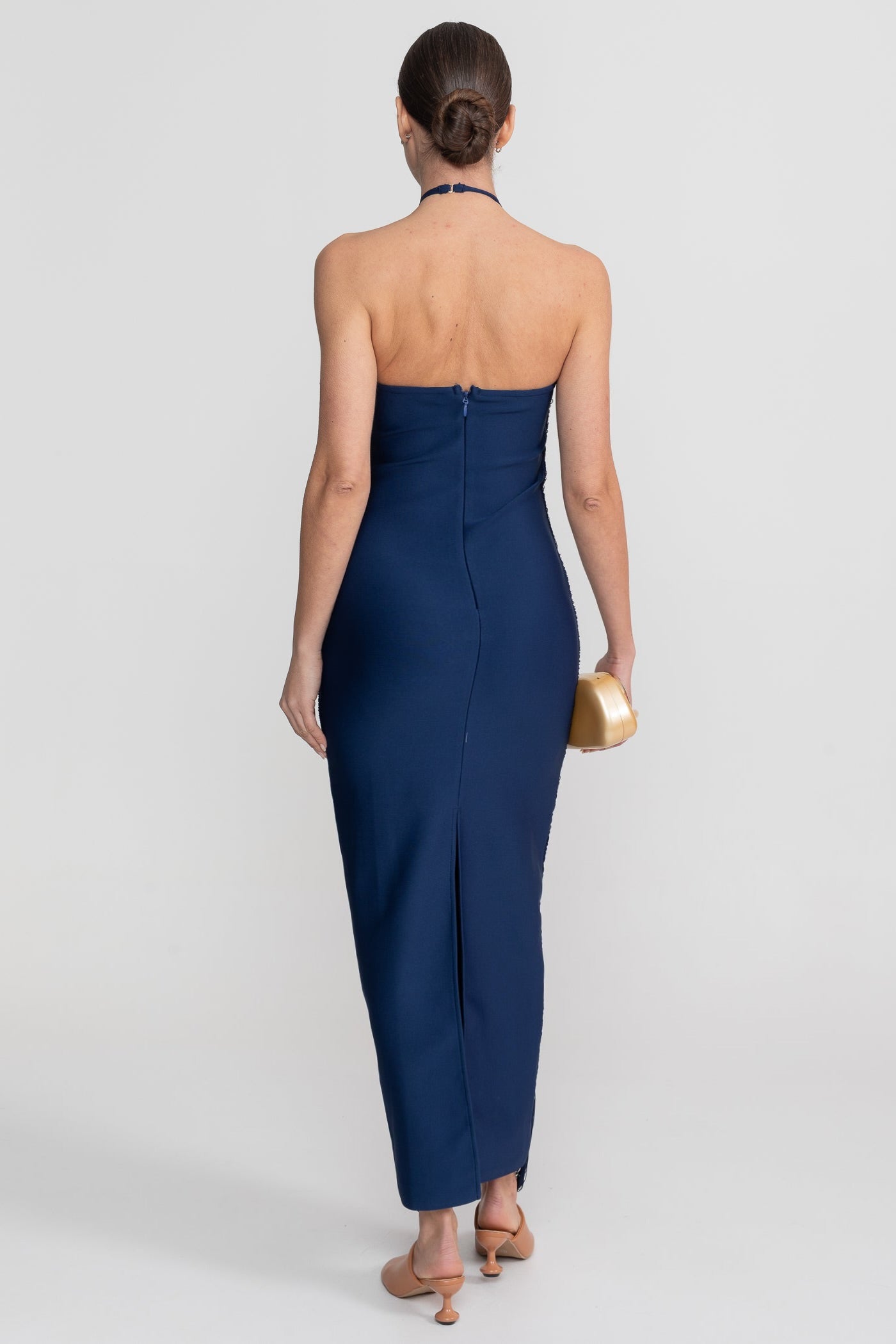 فستان ميدي برقبة هالتر مع نسيج مطوي بالكامل - أزرق