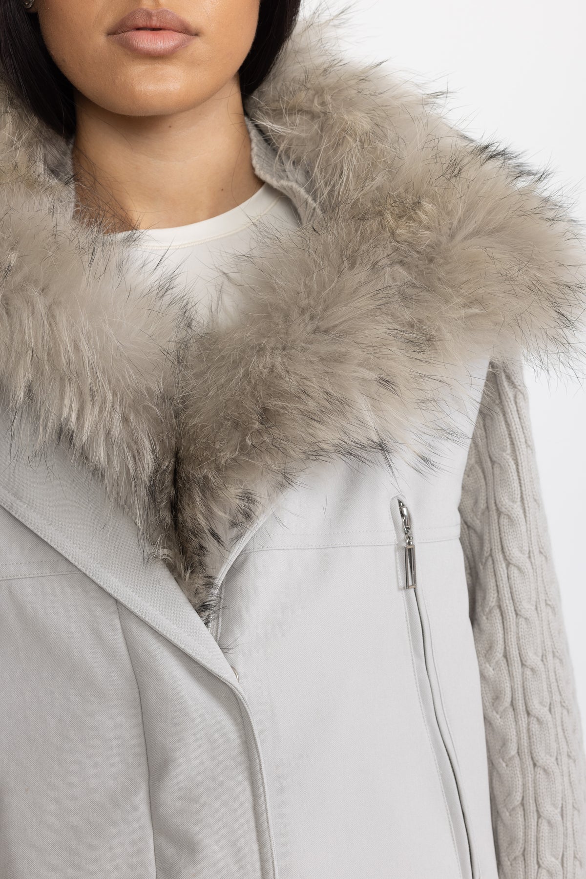 Cable Knit Sleeve Cropped Down Jacket with Raccoon Fur Collar - Light Grey