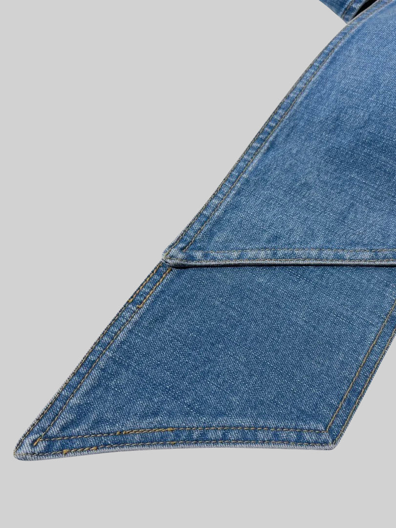 توب بستيير مزين بعقدة - أزرق