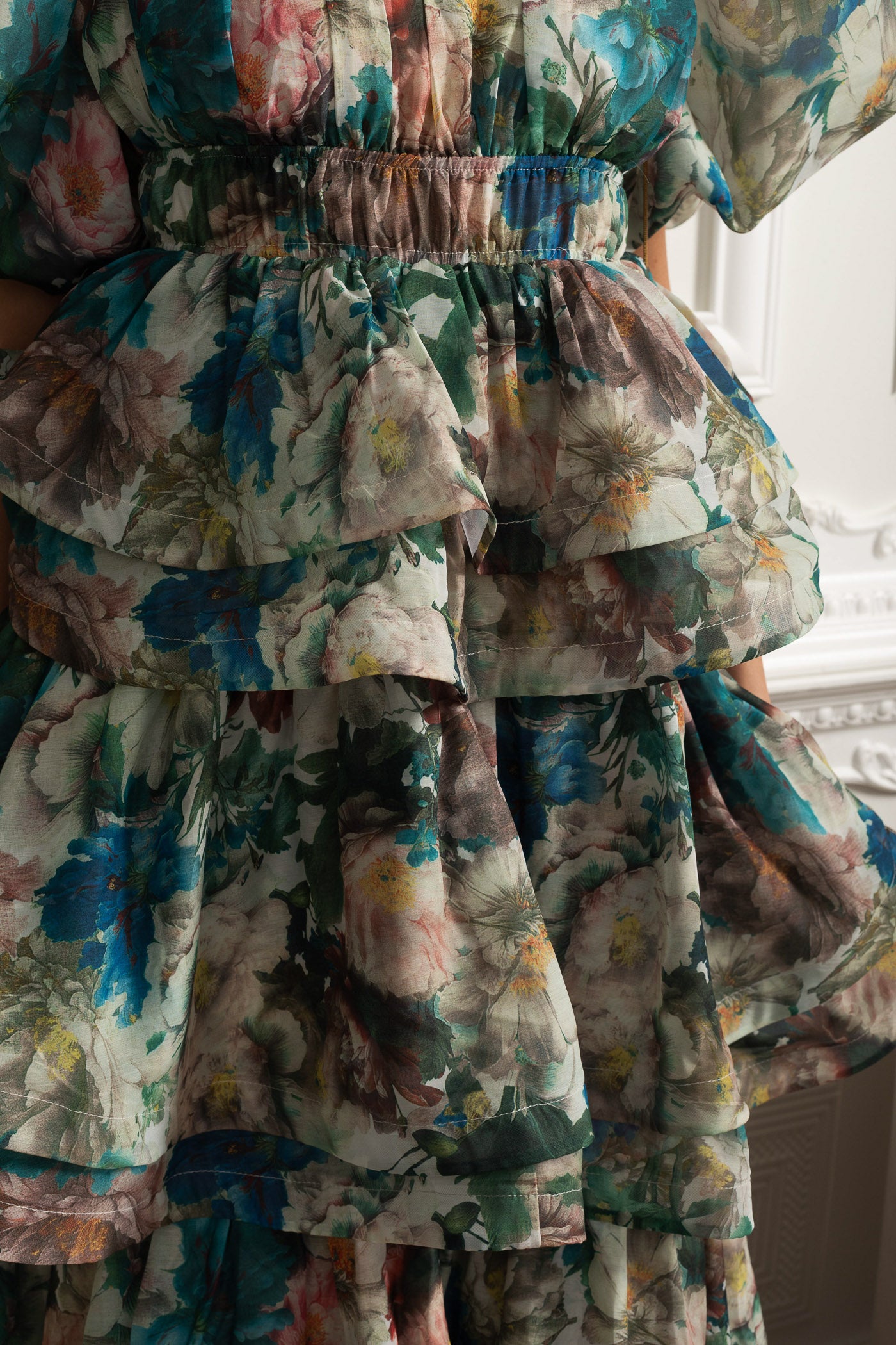 فستان ميدي بأكمام منفوخة وطبقات كشكش - أخضر