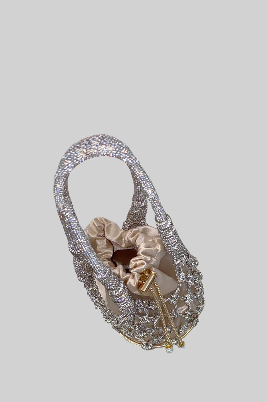 حقيبة يد مستديرة من الشبك مع كيس ساتان بيج بسحب - فضي