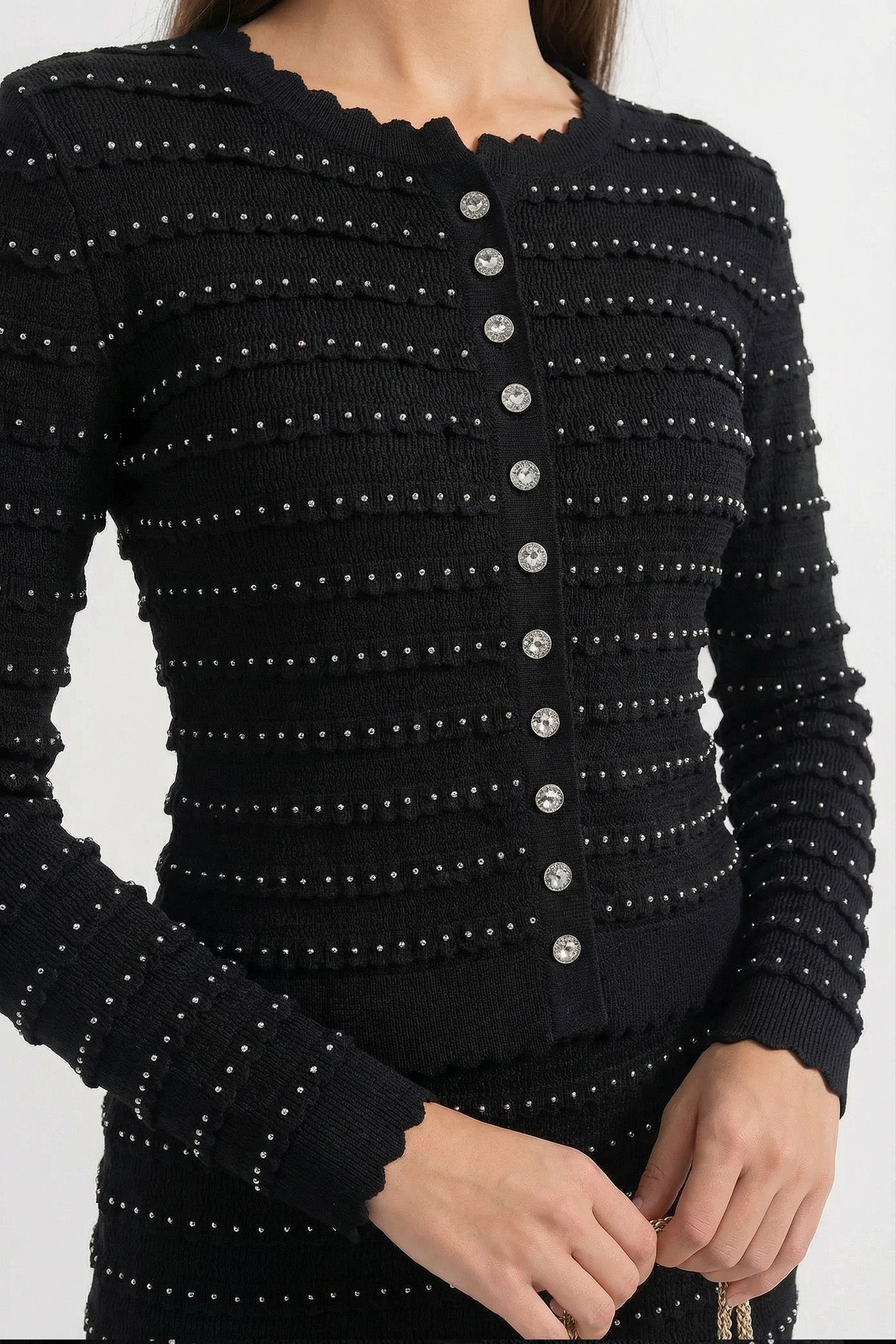 طقم منسوج متناسق مع نسيج مخطط بنمط بوينتيل وتطريزات متلألئة - أسود