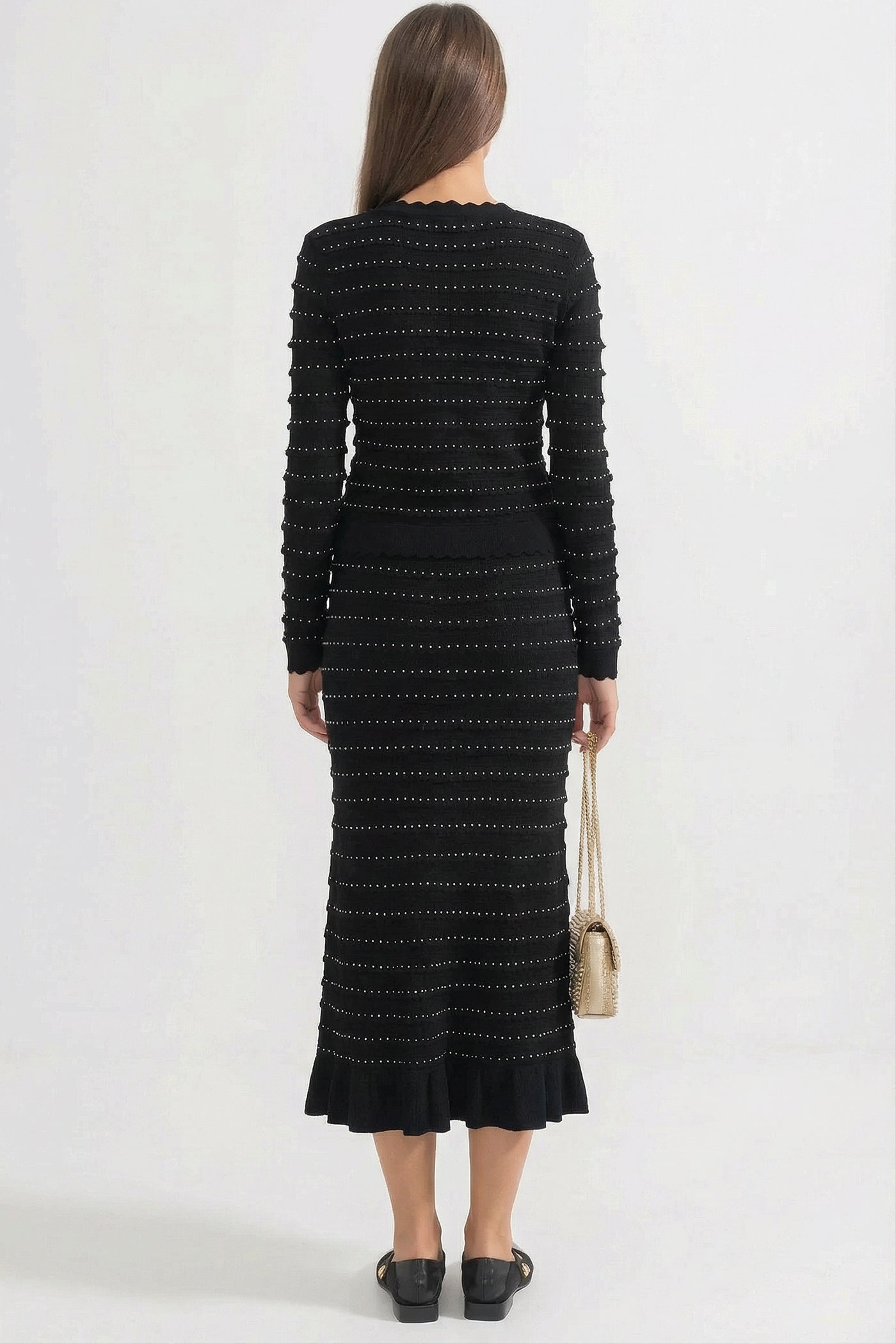 طقم منسوج متناسق مع نسيج مخطط بنمط بوينتيل وتطريزات متلألئة - أسود