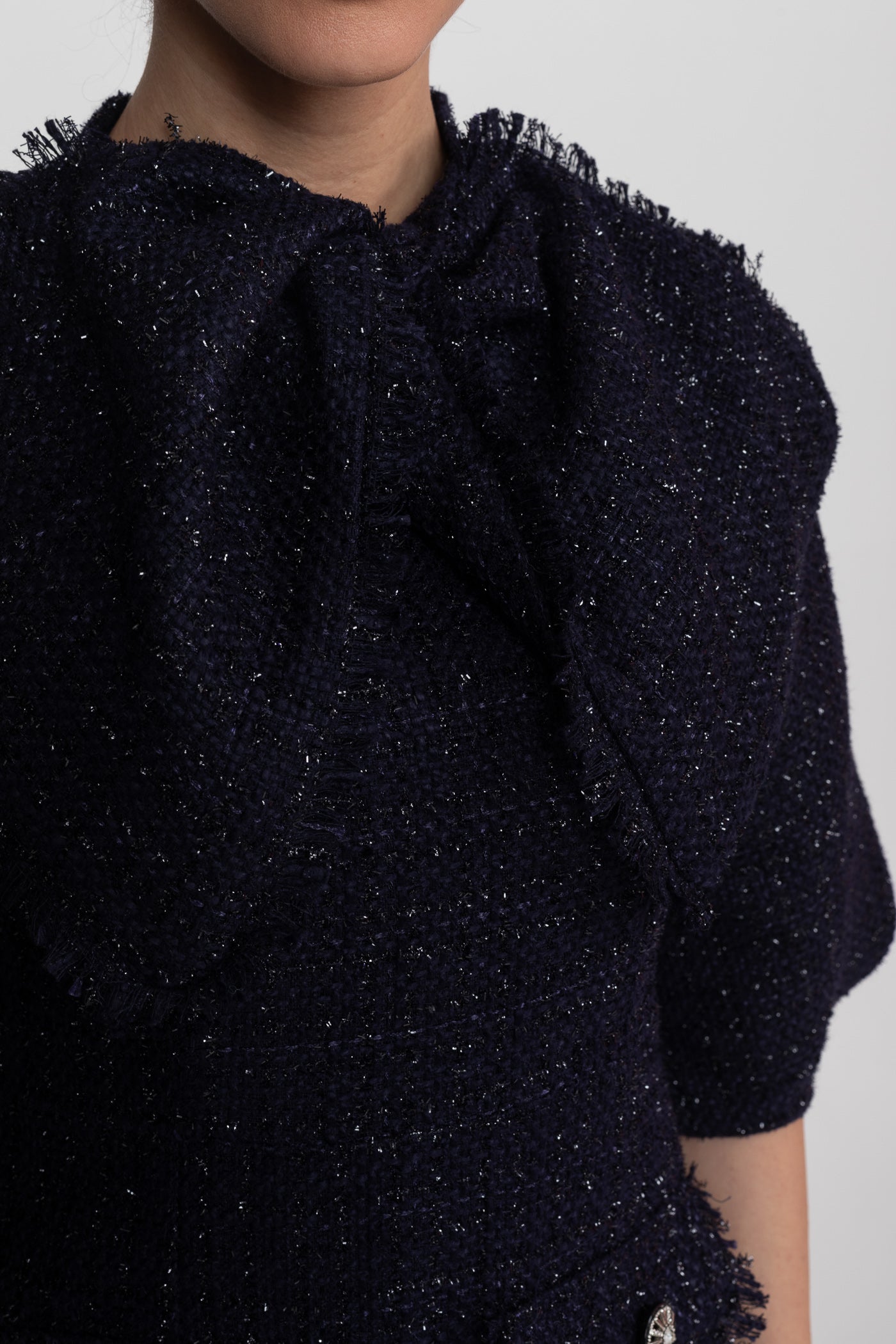 فستان ميدي من التويد مع تفصيل ربطة عنق كبيرة الحجم - كحلي