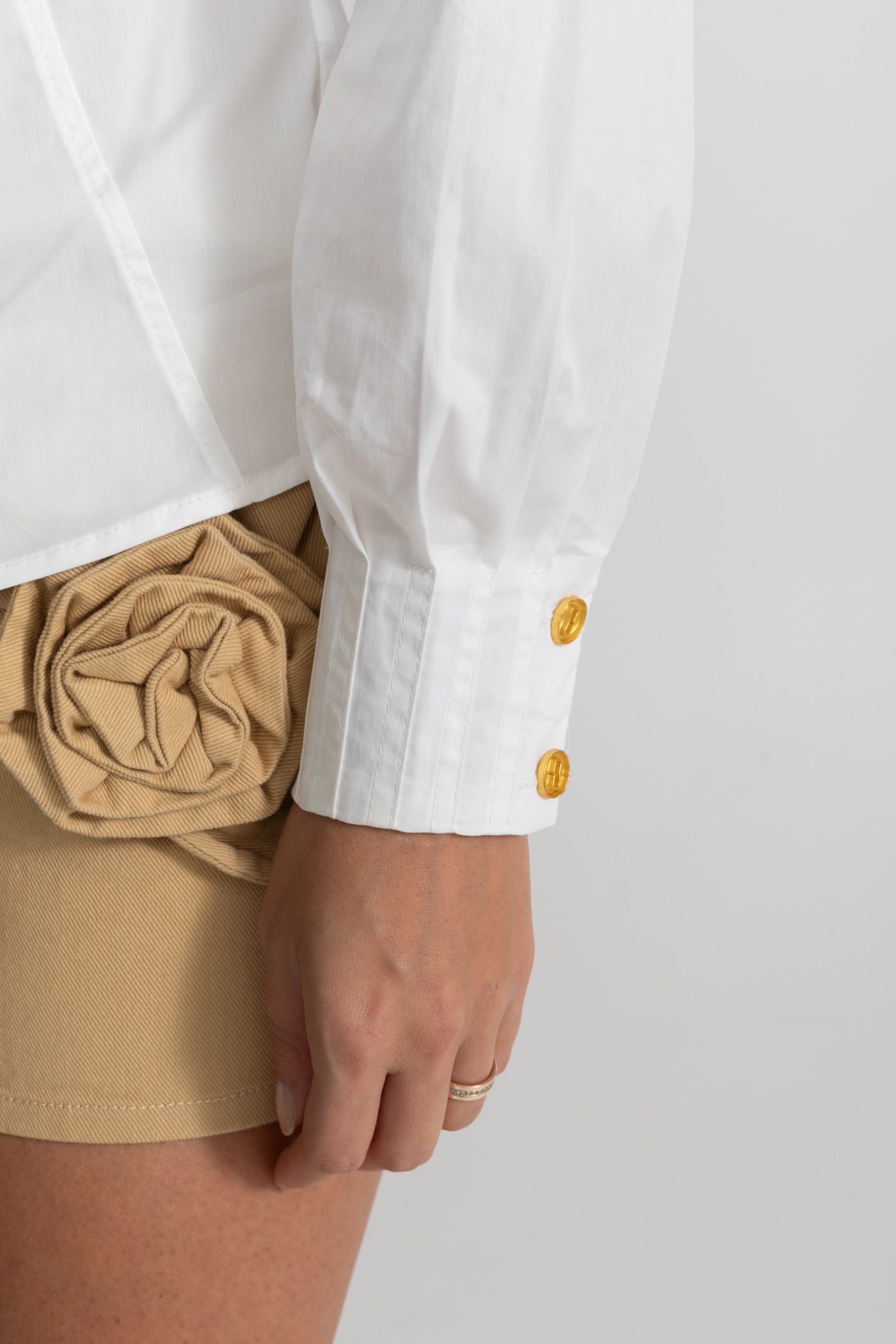 Structured Cotton Poplin Shirt With Corset Stitch Detailing – White