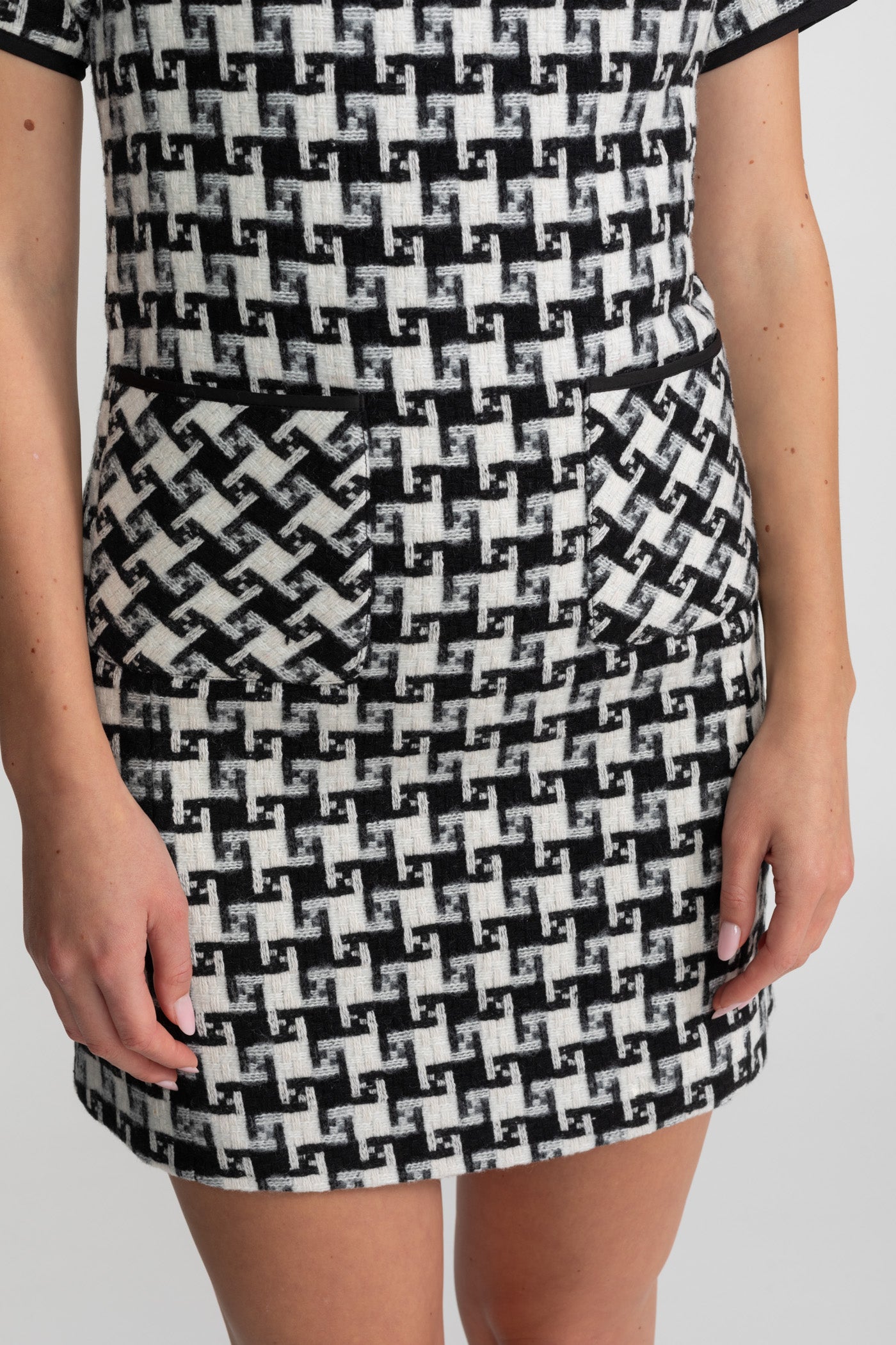 Velvet Bow Tweed Mini Dress With Check Pattern – Black And White