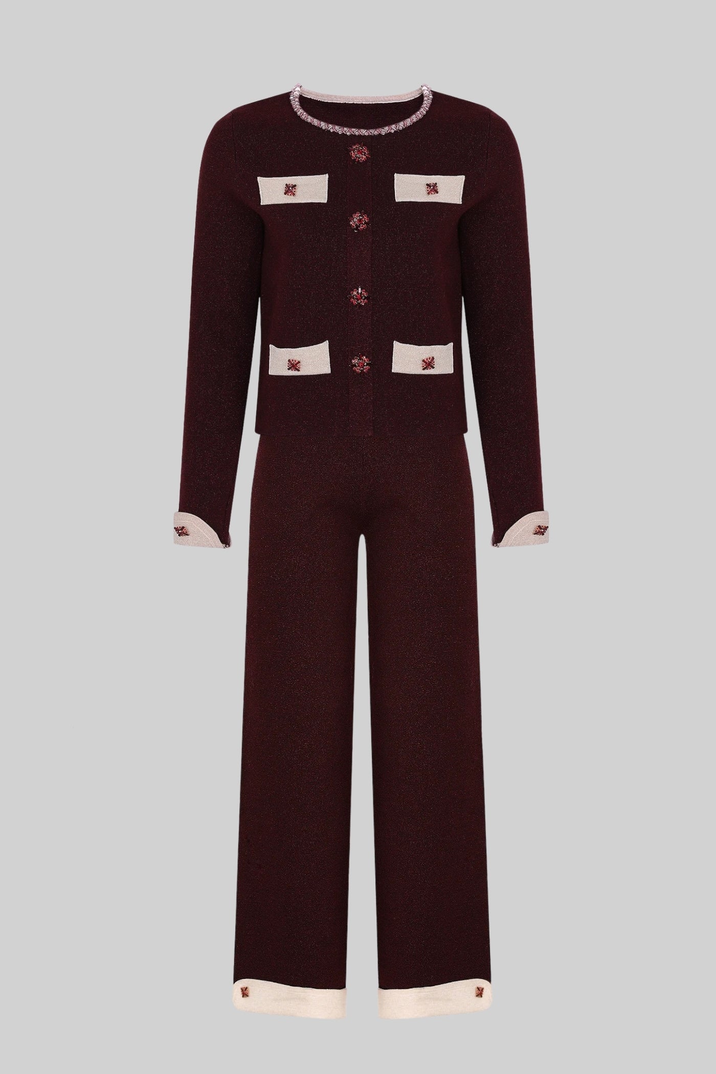 طقم منسوج بأكمام طويلة مع حواف متباينة وتزيينات متلألئة - لون عنابي 