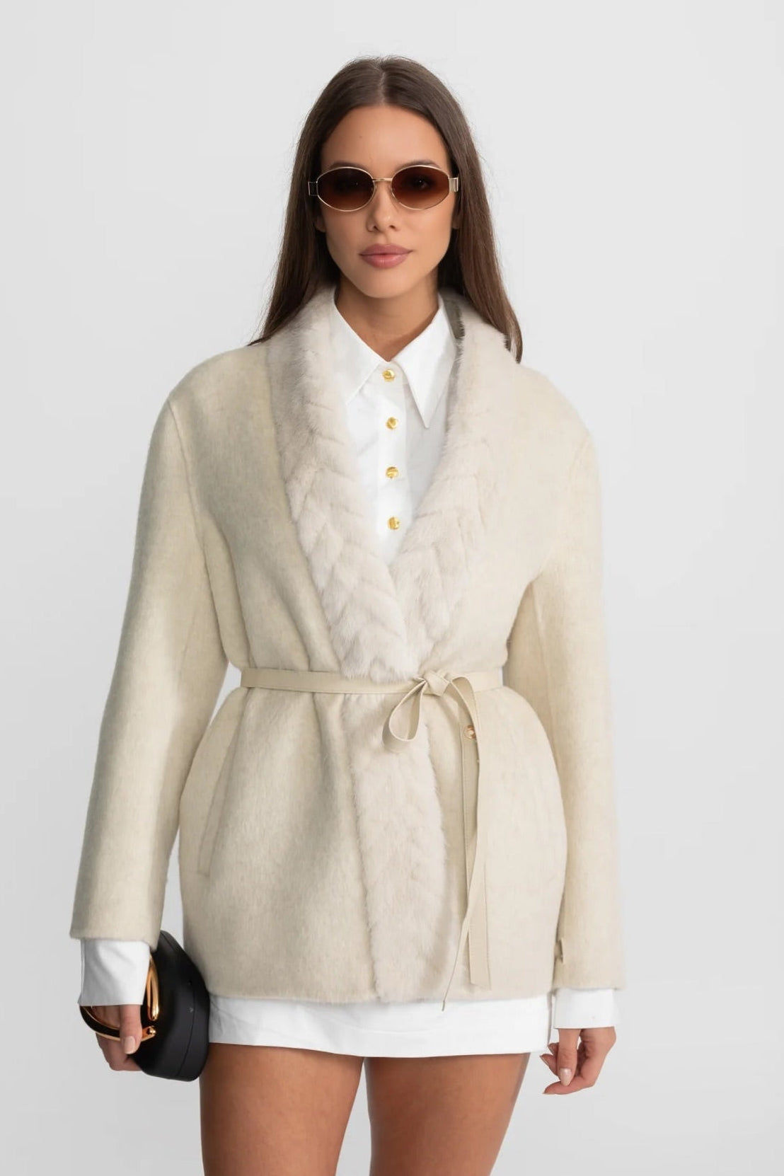 Luxurious Wool Trim Jacket With Belted Waist and Sable Fur – Ivoire