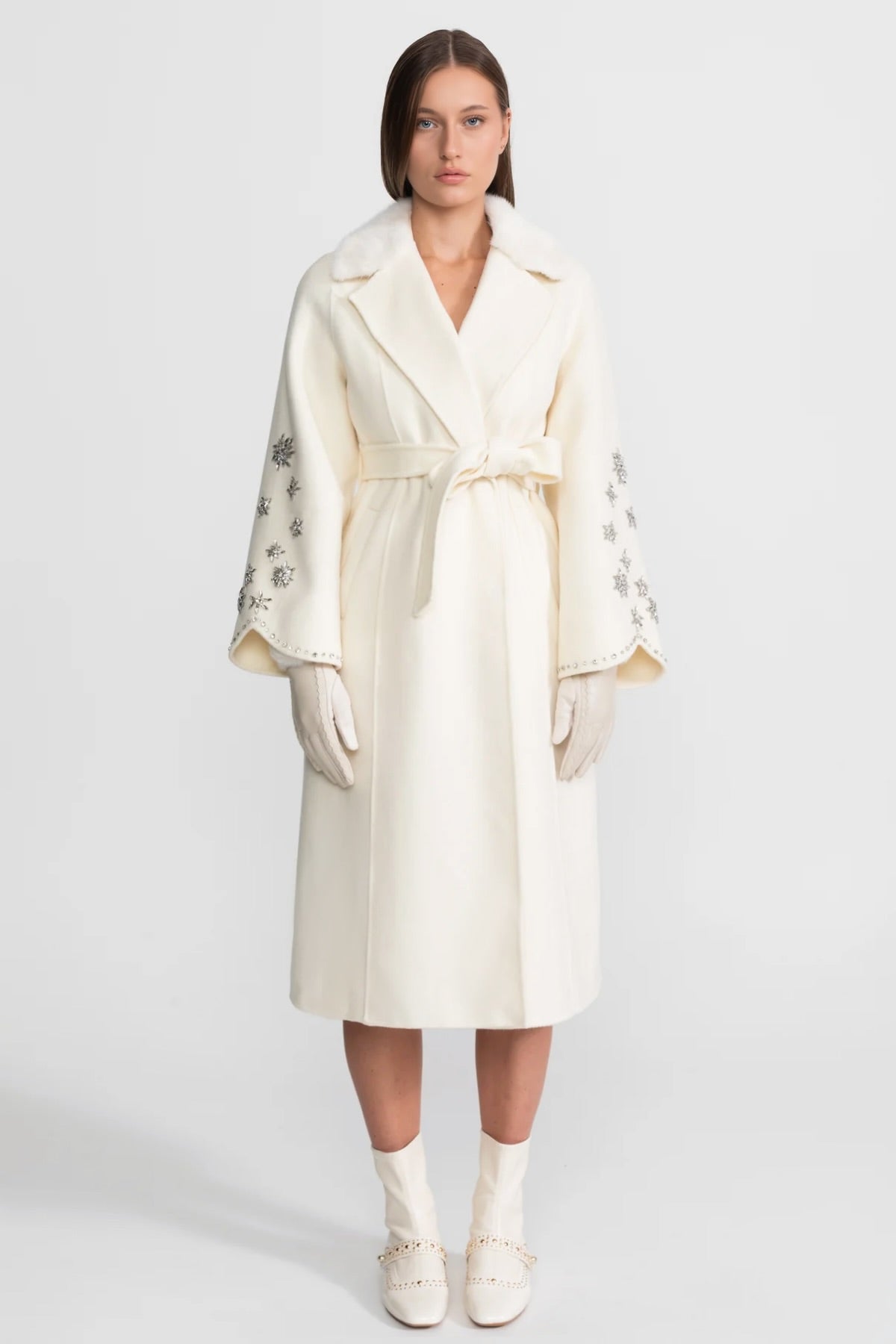 Embellished Wool Overcoat With Fox Fur Collar – Ivoire