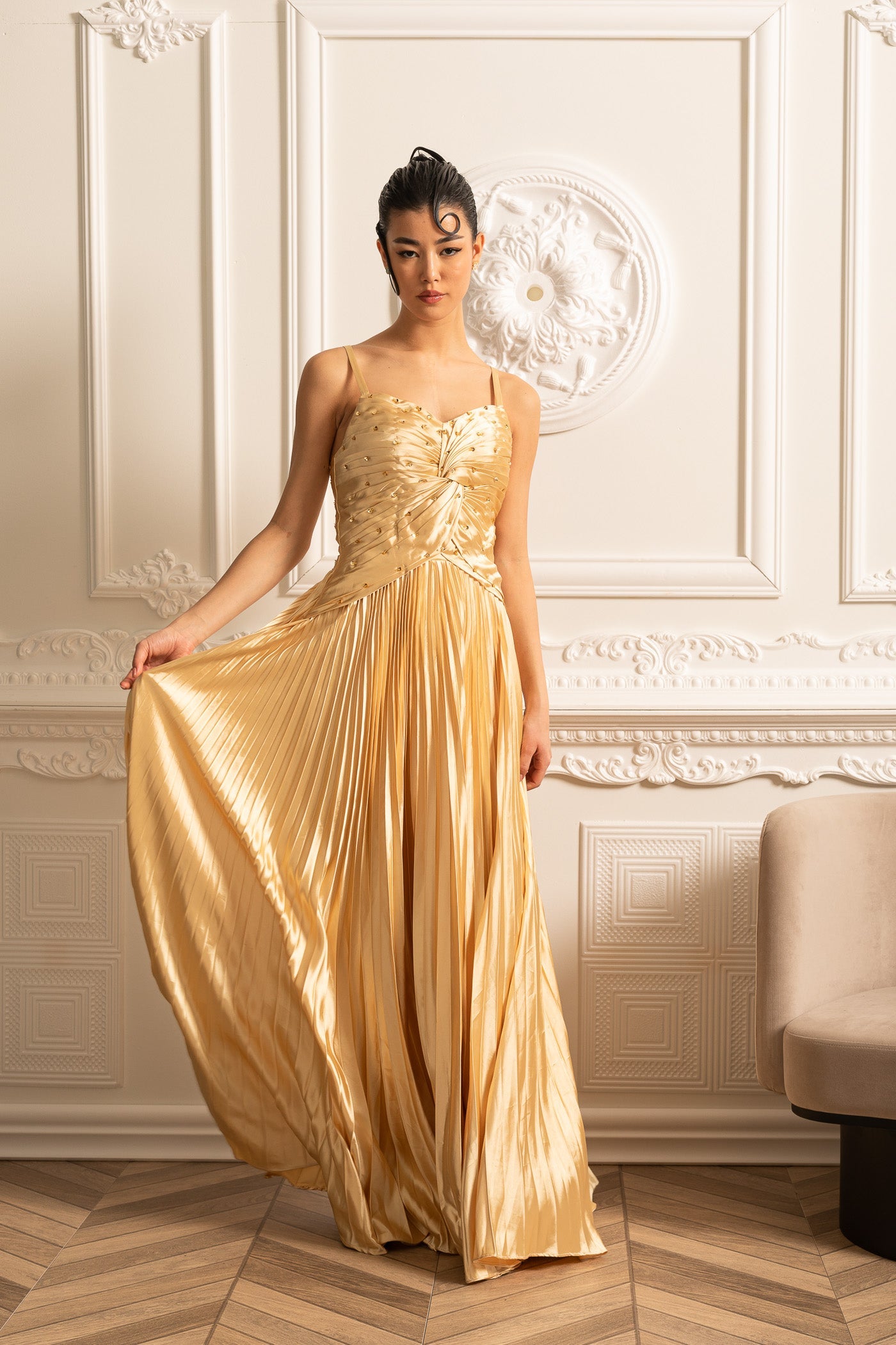 Cascade Gown With Sparkling Details - Gold