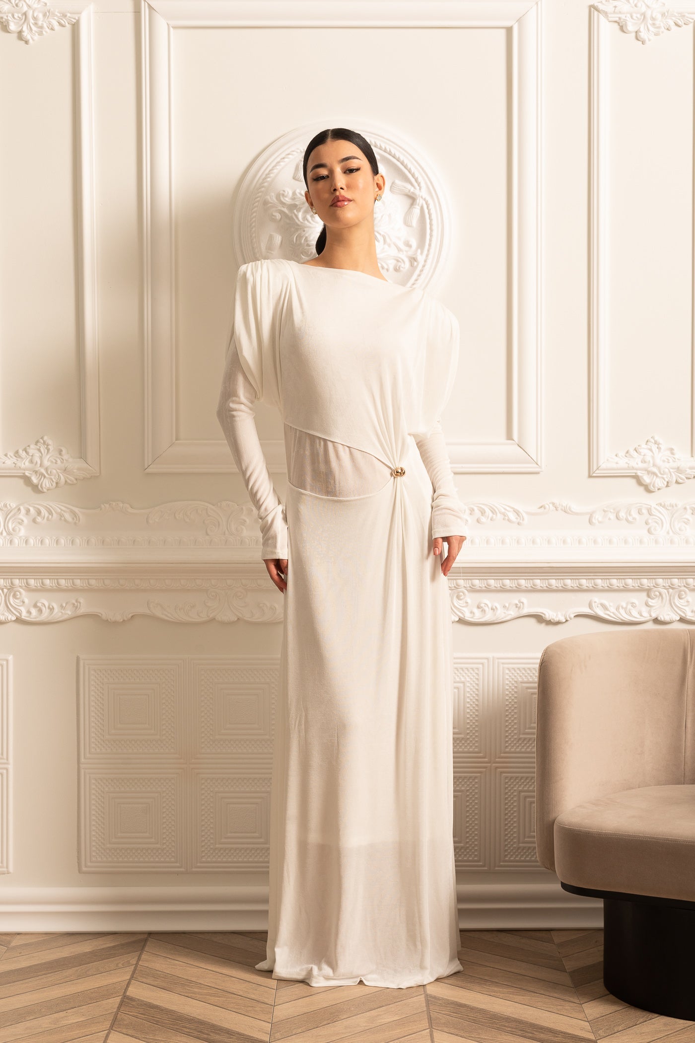 Elegant Long-Sleeved Layered Dress with Structured Shoulders - White