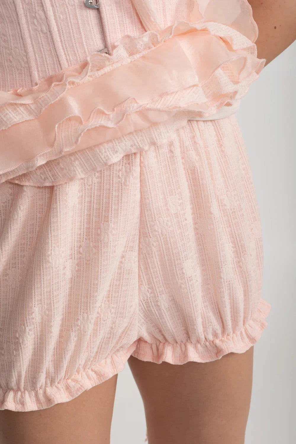 فستان كورسيه مستوحى من الطراز الكلاسيكي مع صدرية مكشكشة وتفاصيل جانبية متدفقة ومموجة - وردي 