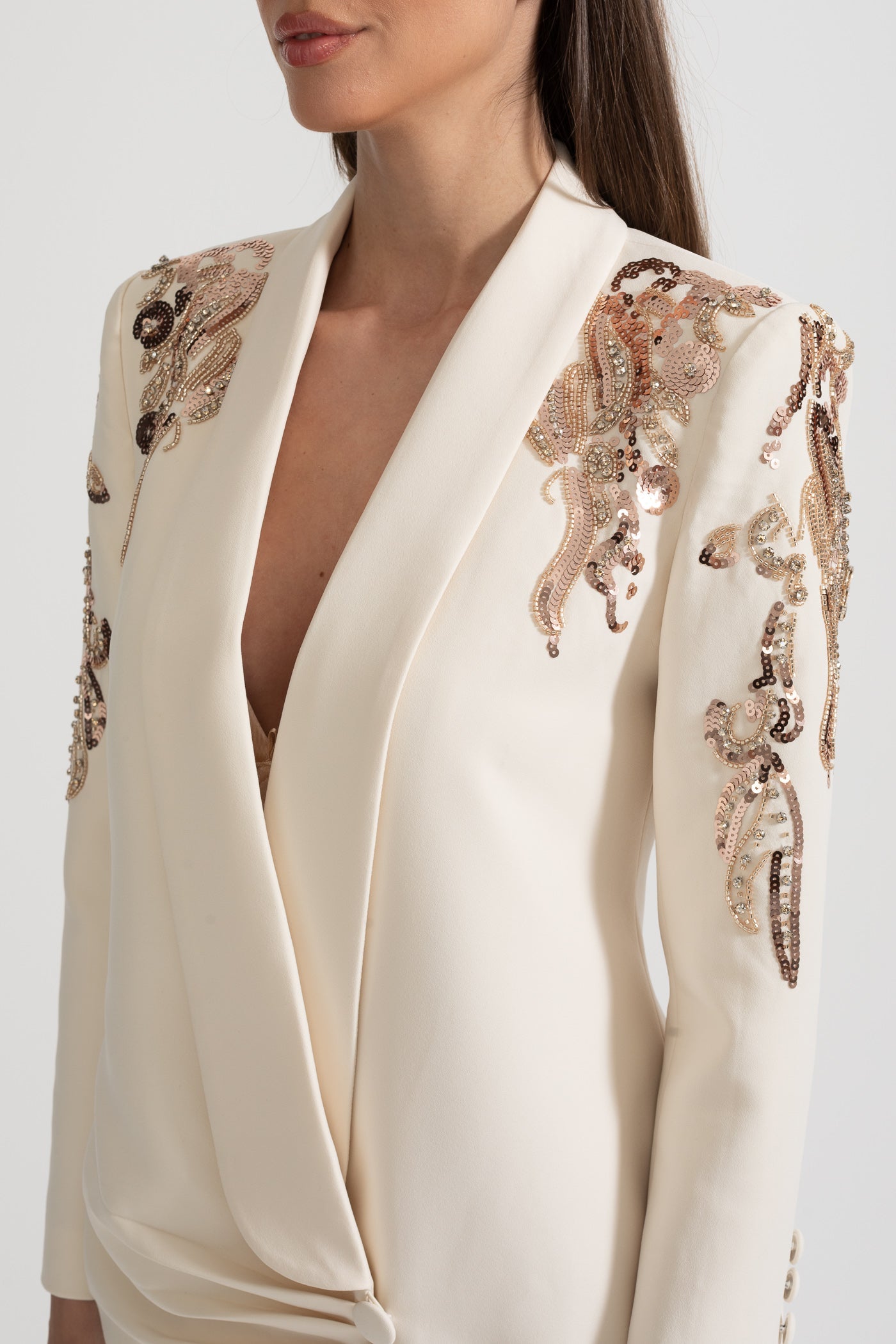 Draping Blazer With Intricate Shoulder Embroidery - Ivoire