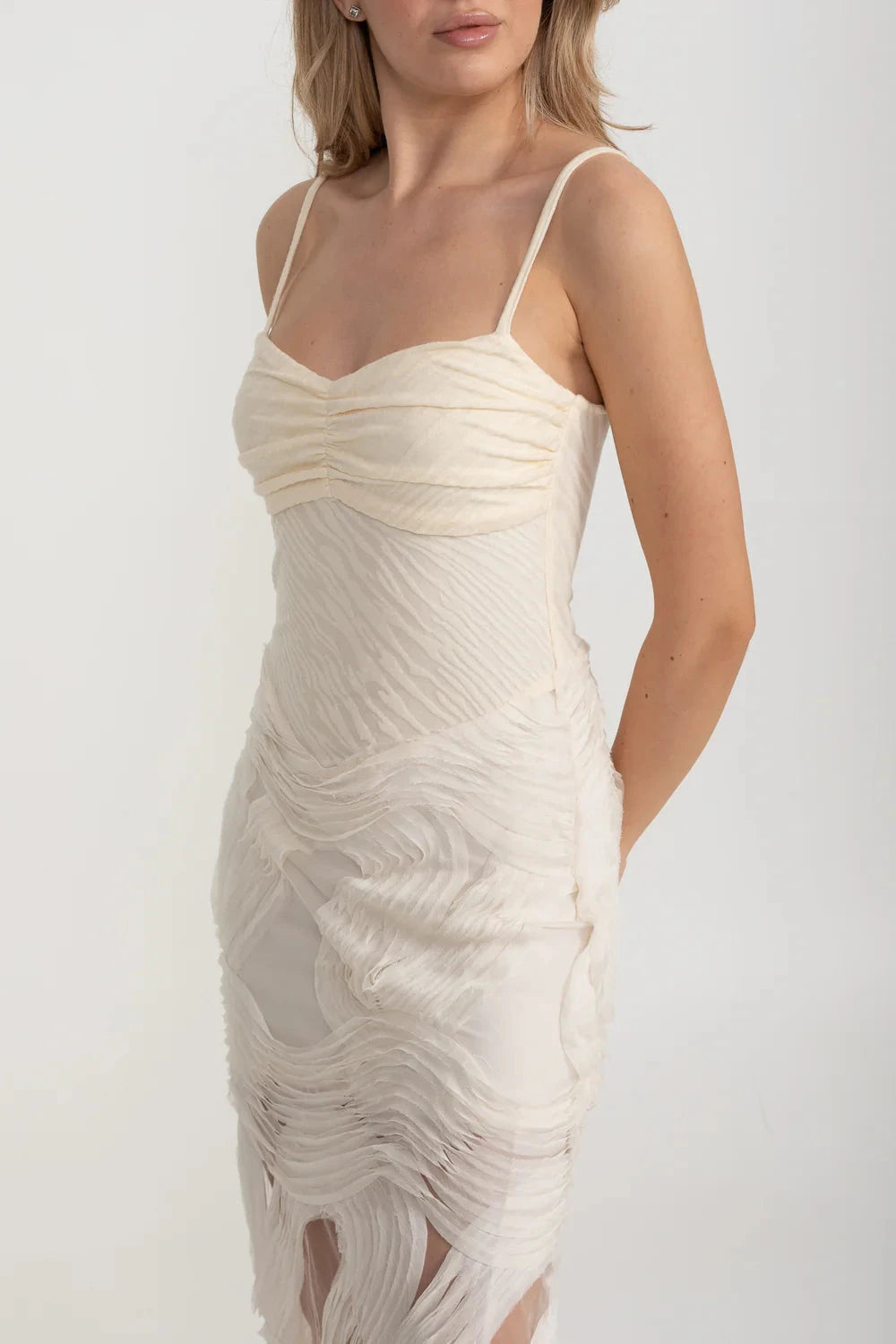 Sleeveless Evening Gown With Intricate Swirling Textures And Sheer Base Material - Ivoire