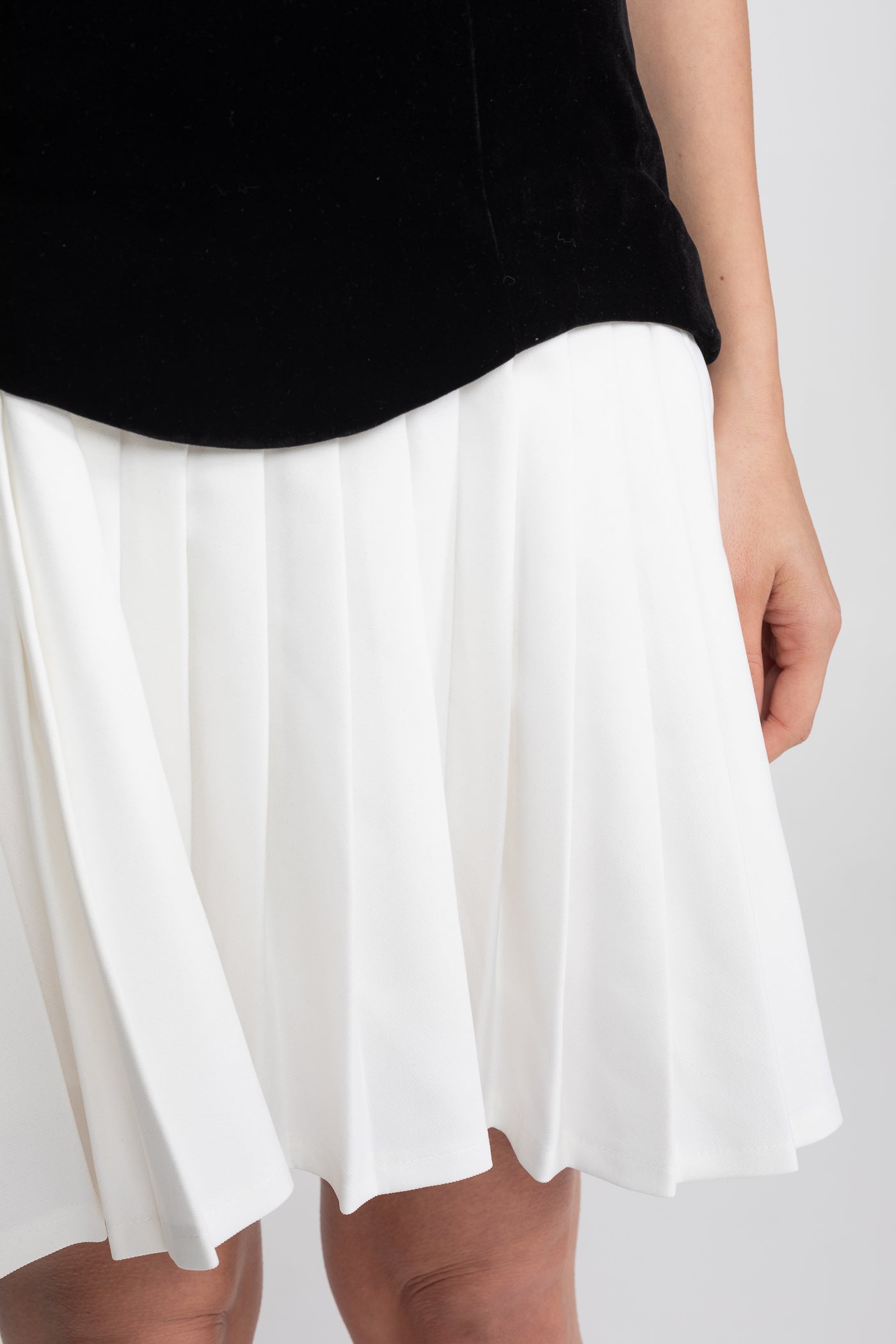 Strapless Velvet Mini Dress With Contrast Pleated Skirt - Black