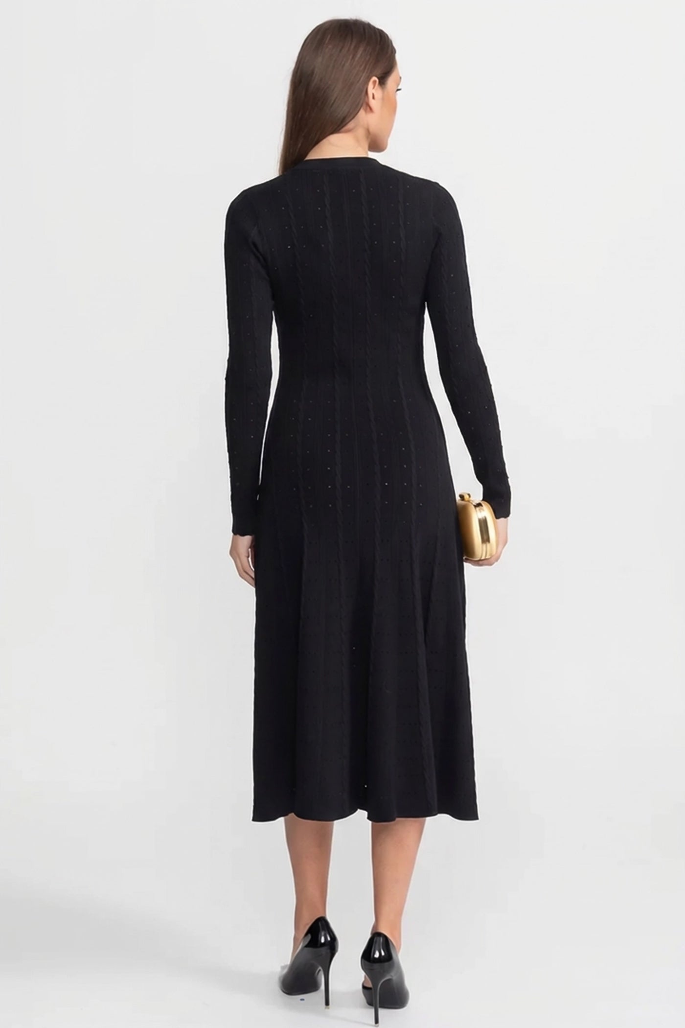 فستان ميدي محبوك بأزرار أمامية وتفاصيل بوينتيل – أسود 