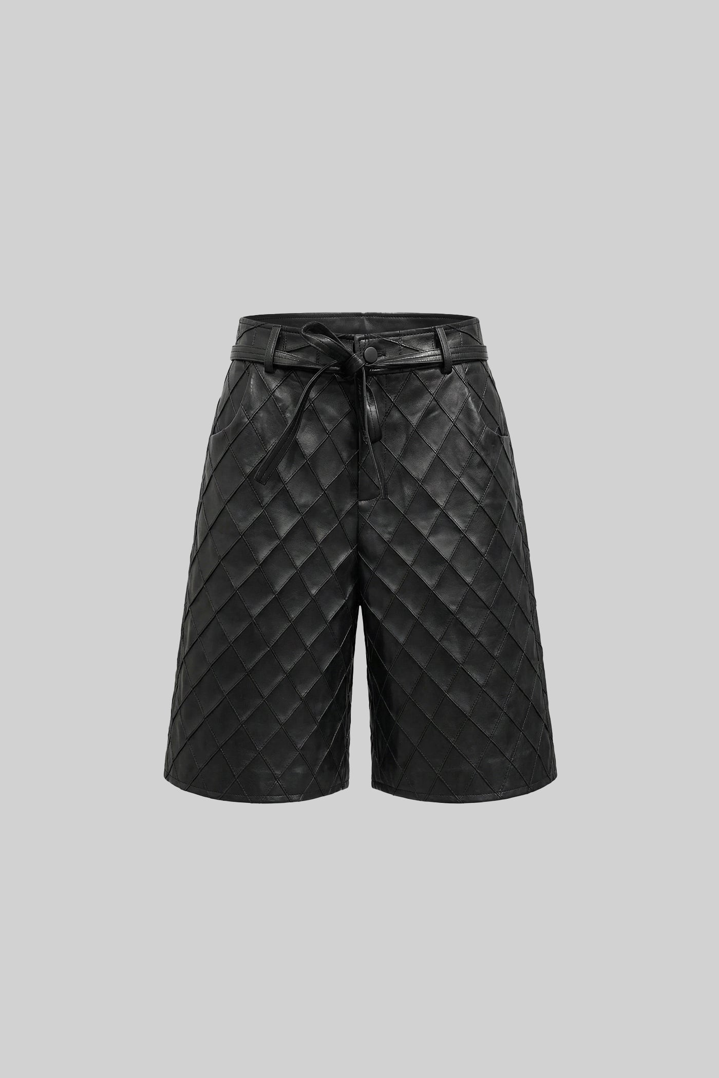 Quilted High-Waisted Shorts With Self-Tie Belt - Black