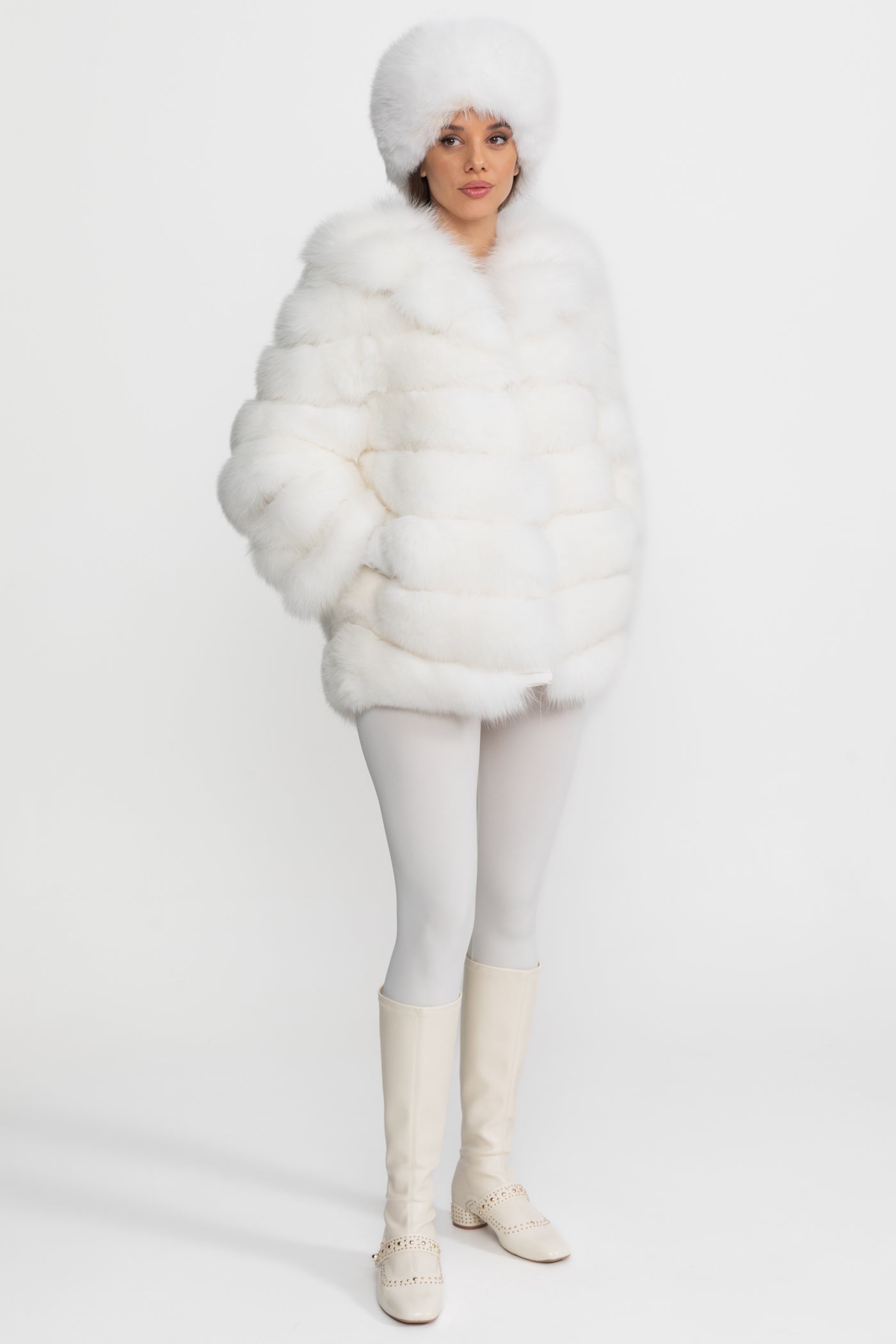 Tiered Fox Fur Jacket With Oversized Shawl Collar – White