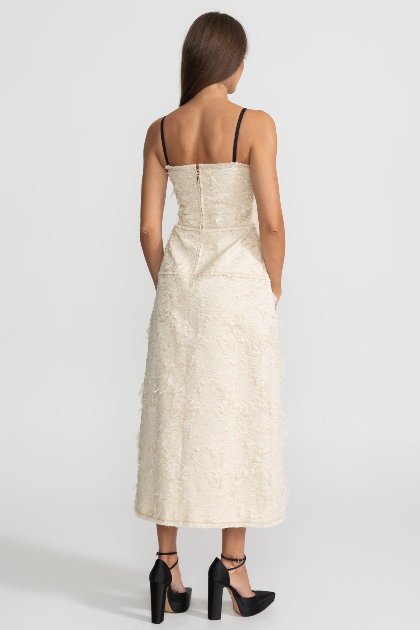 Textured Tweed Midi Dress With Contrast Straps and Bow Detailing – Ivoire