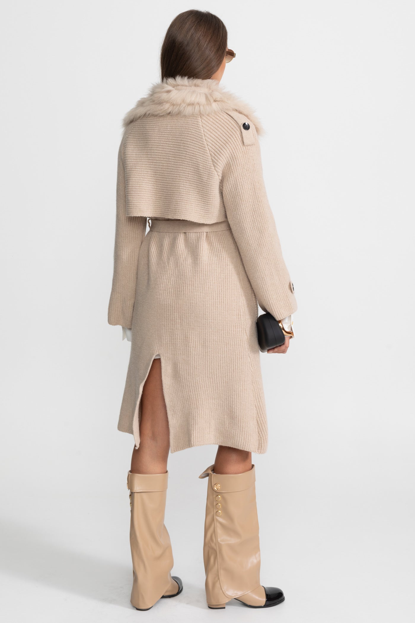 Double-Breasted Wool Knit Overcoat With Fur Trim – Beige
